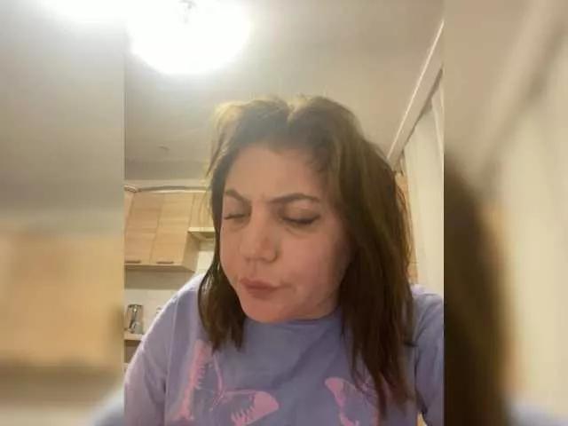 strawberry-1 on BongaCams 