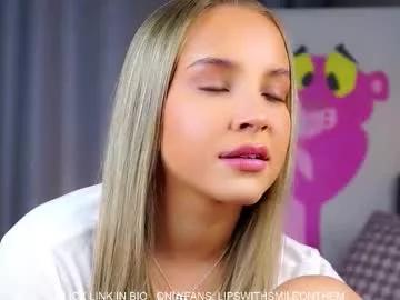 Join Chaturbate's Lipswithsmileonthem lipswithsmileonthem from Chaturbate